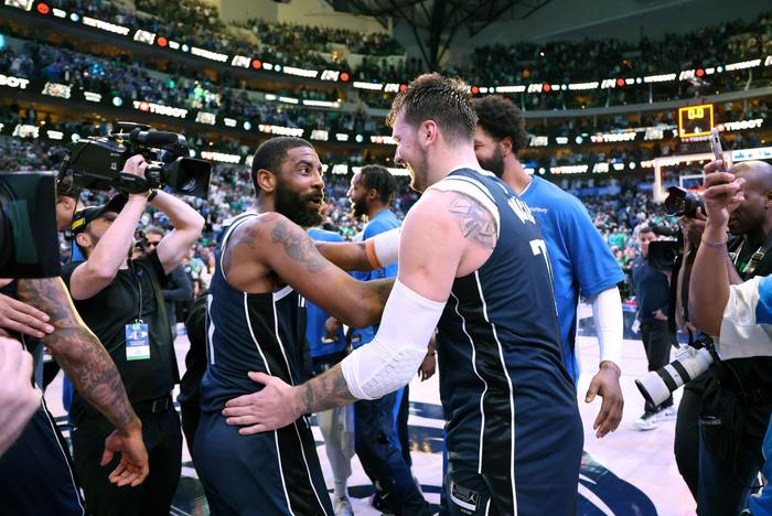 NBA季前赛进入收官阶段，球队状态有所不同