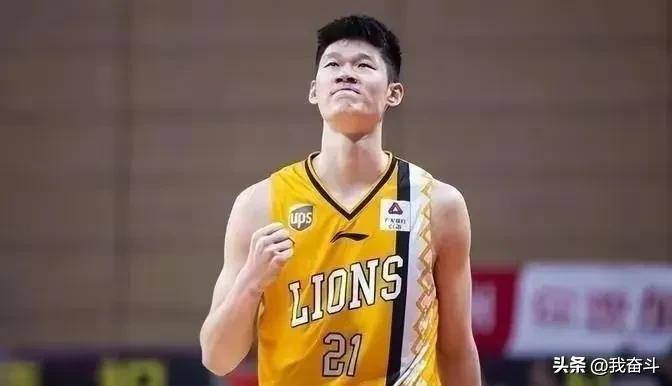 浙江男篮实力雄厚，连胜冲击前列